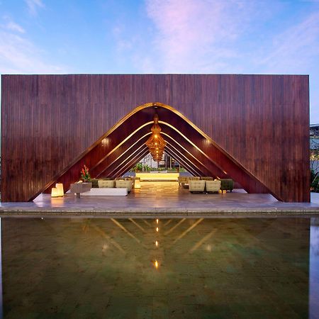 Wyndham Tamansari Jivva Resort Bali Siyut Esterno foto The resort's lobby