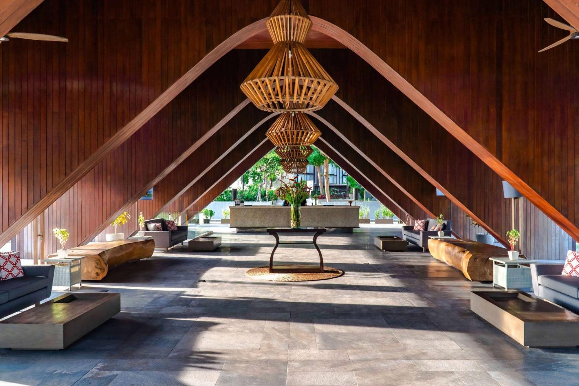 Wyndham Tamansari Jivva Resort Bali Siyut Esterno foto The lobby of the hotel