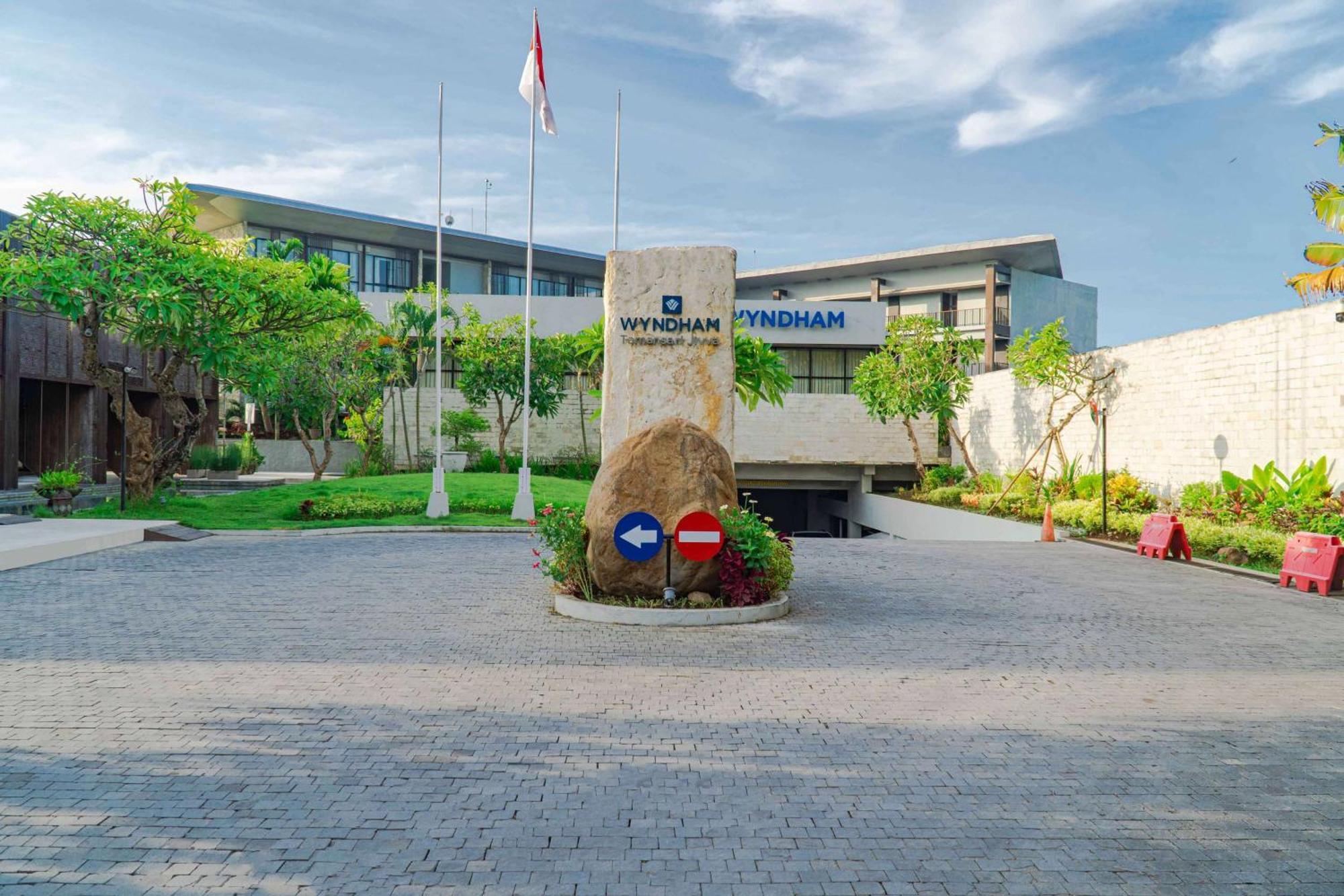 Wyndham Tamansari Jivva Resort Bali Siyut Esterno foto Windham Citynominee